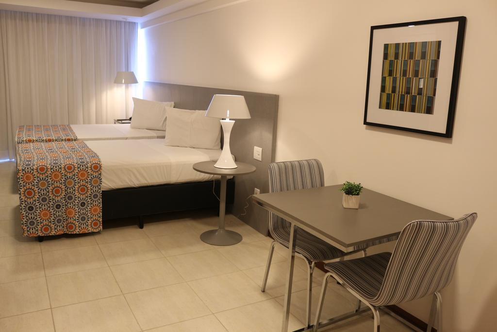 Executive Hotel เฟย์รา เด ซานตานา ภายนอก รูปภาพ